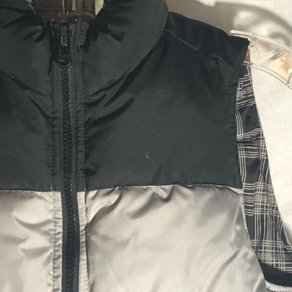 old navy grey black juniors puff zip up vest pockets medium READ - Picture 8 of 8